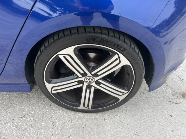 Used 2016 Volkswagen Golf R 4-Door w/ Driver Assistance Package AWD/4WD image 20