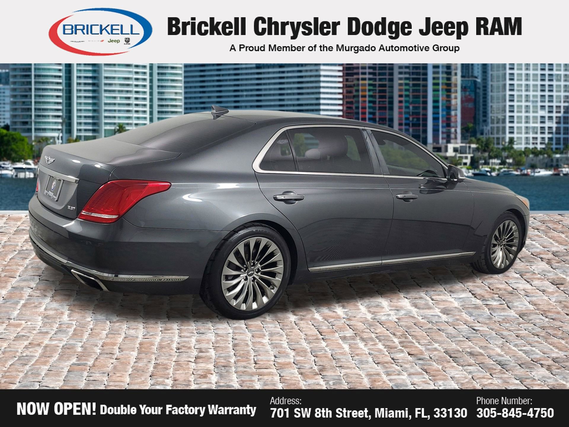 Used 2017 Genesis G90 3.3T Premium RWD image 11