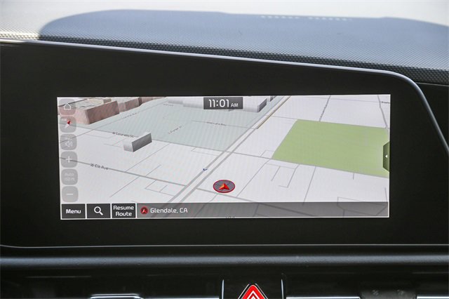 Certified 2025 Kia Niro EX image 15