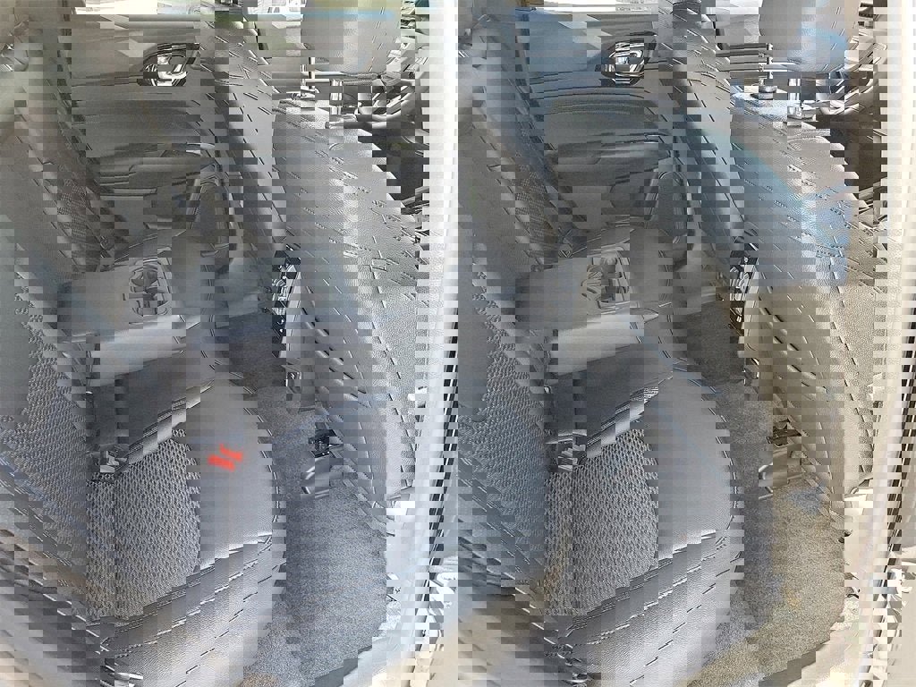 New 2026 Jeep Compass Latitude w/ Sun and Sound Group image 17