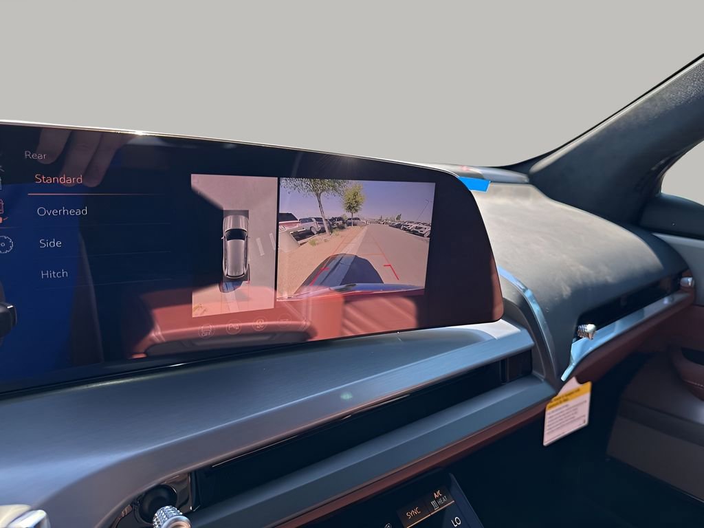 New 2026 Cadillac Vistiq Platinum w/ LPO, Floor Liner Package image 37