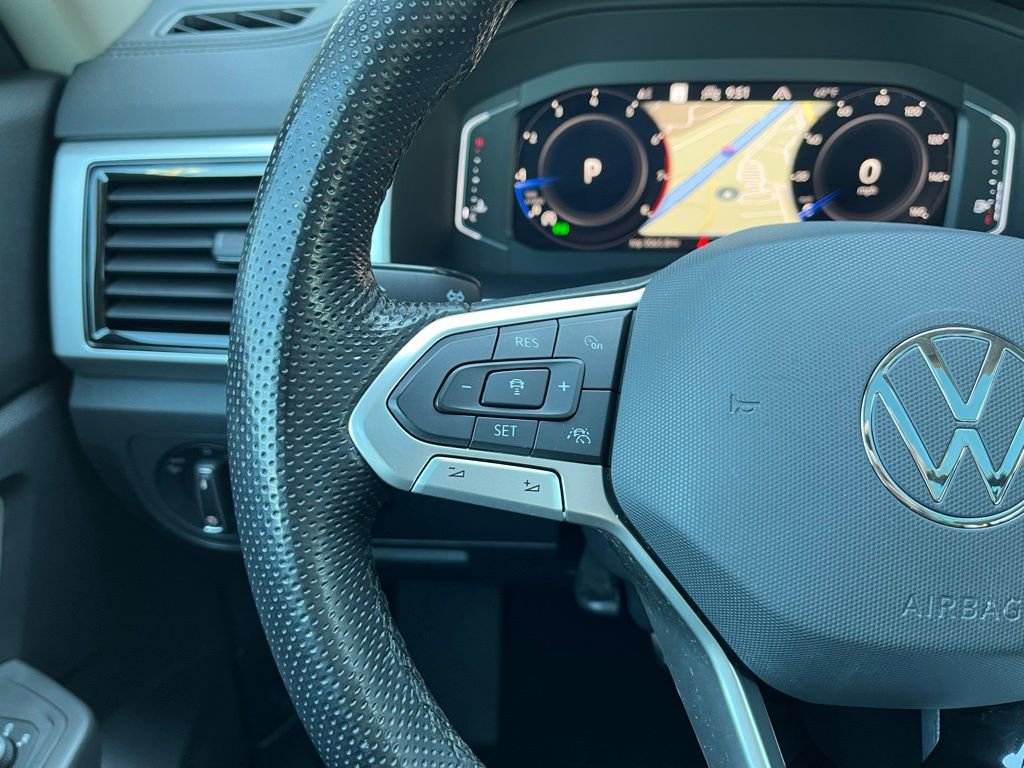 Used 2023 Volkswagen Atlas SEL Premium AWD/4WD image 44