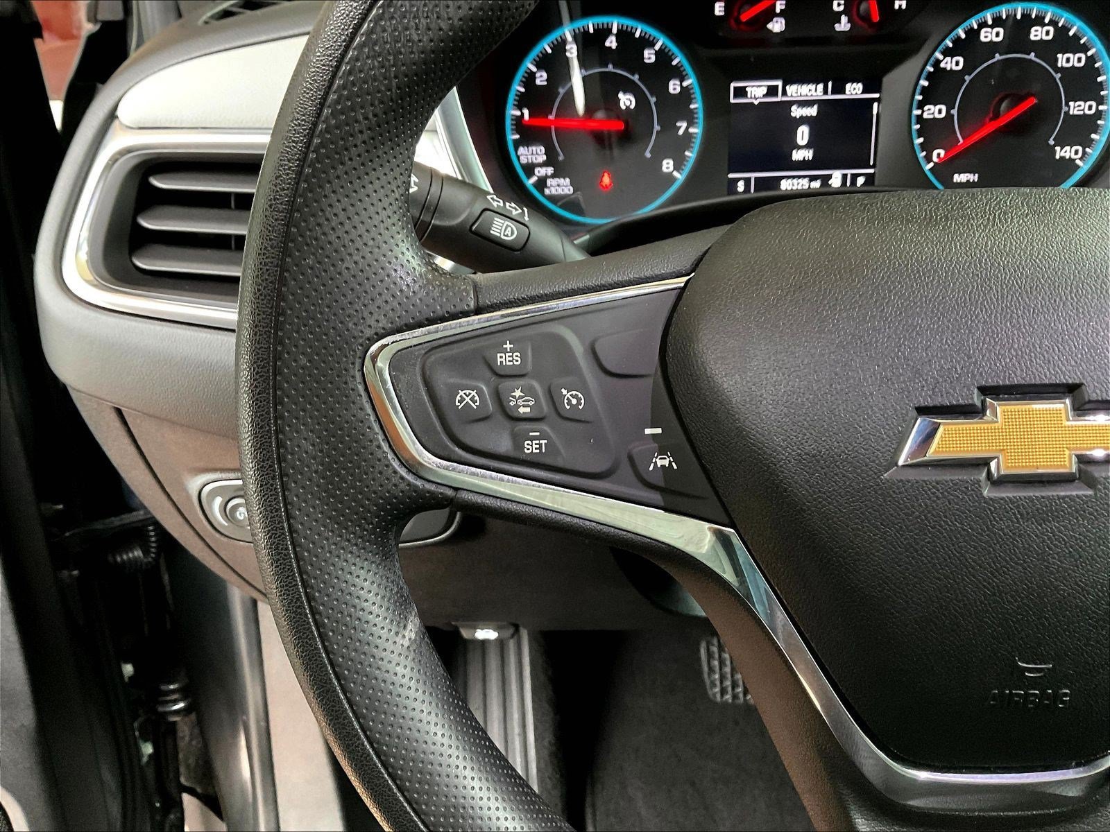 Used 2021 Chevrolet Equinox LS w/ LPO, Blackout Package FWD image 11
