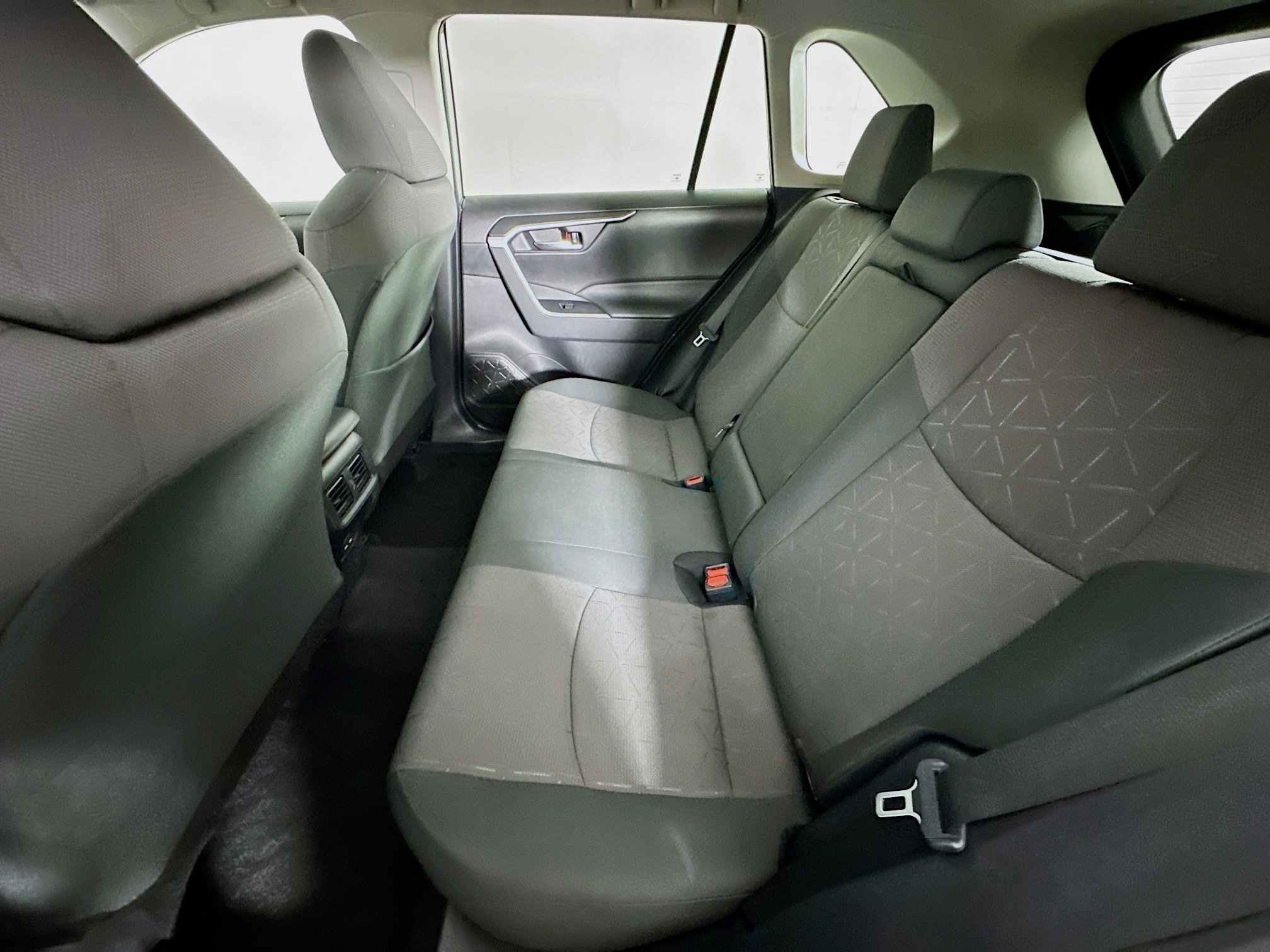 Used 2024 Toyota RAV4 XLE image 28