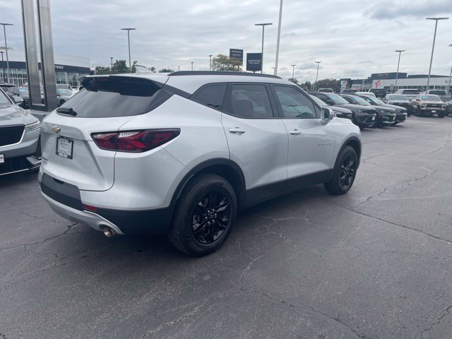 Used 2020 Chevrolet Blazer LT FWD image 2