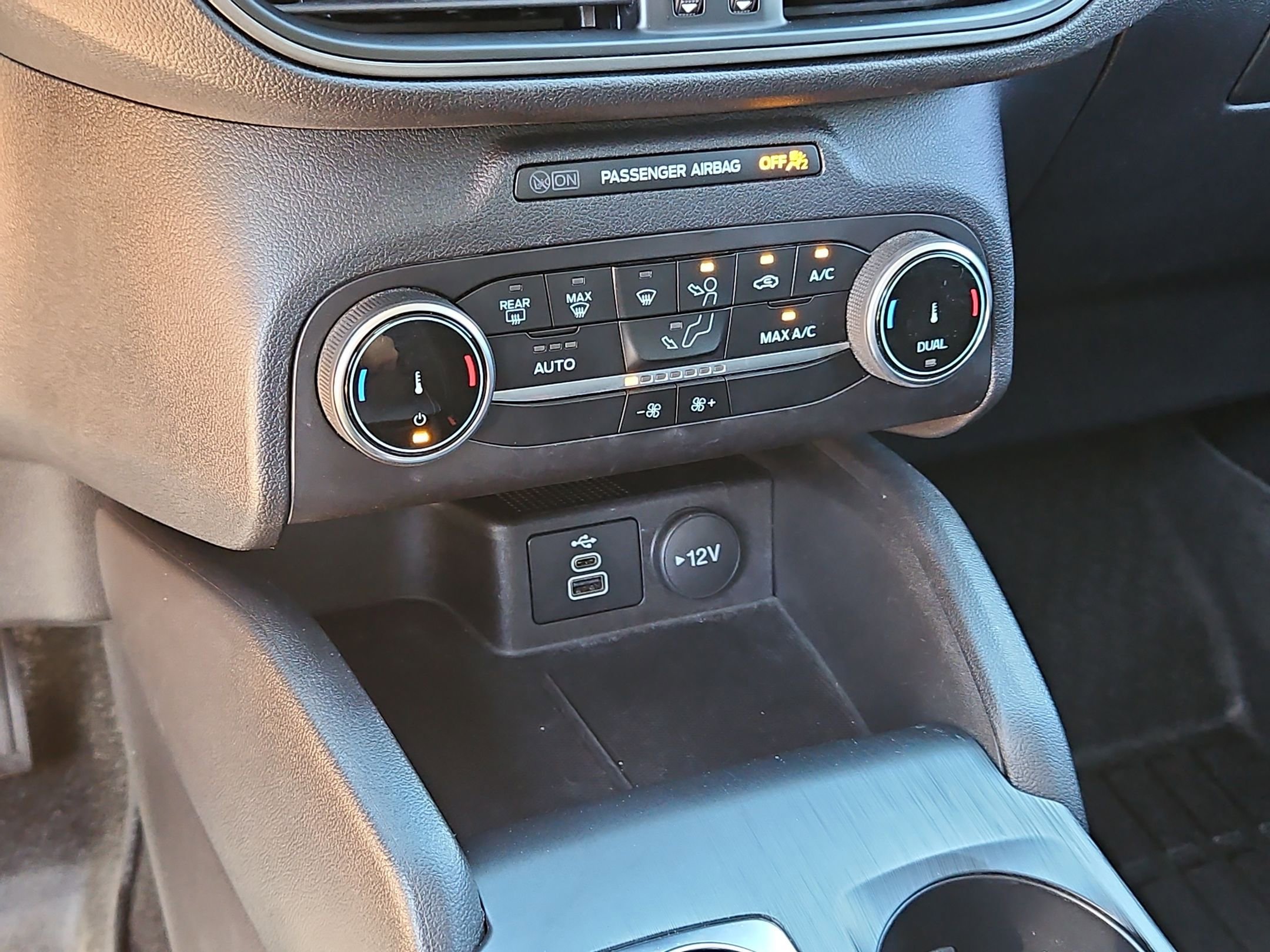 Used 2024 Ford Escape Active image 19