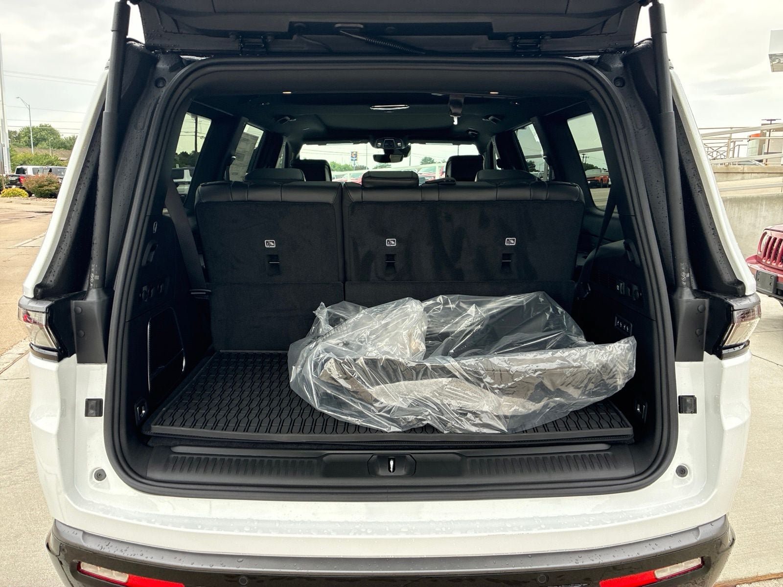 New 2026 Jeep Grand Wagoneer 4WD w/ Quick Order Packge 29V Upland image 5