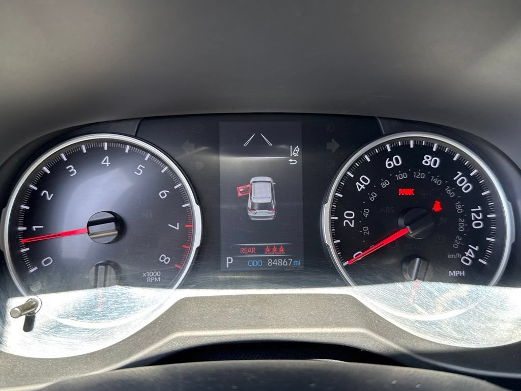 Certified 2022 Toyota RAV4 XLE w/ Convenience Package FWD image 24