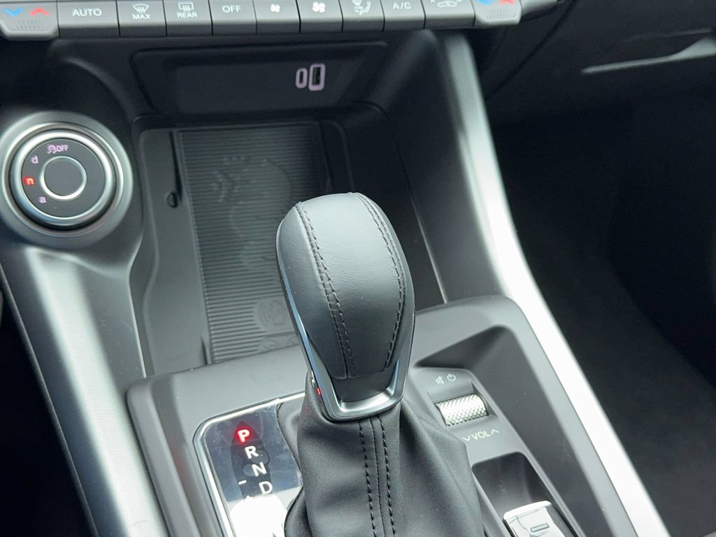 New 2025 Alfa Romeo Tonale w/ Premium Package AWD/4WD image 28