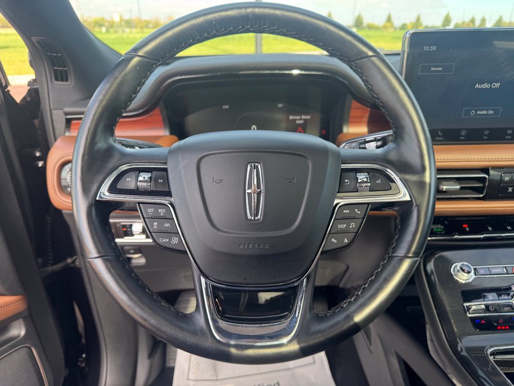 Used 2023 Lincoln Nautilus Reserve w/ Equipment Group 201A AWD/4WD image 11