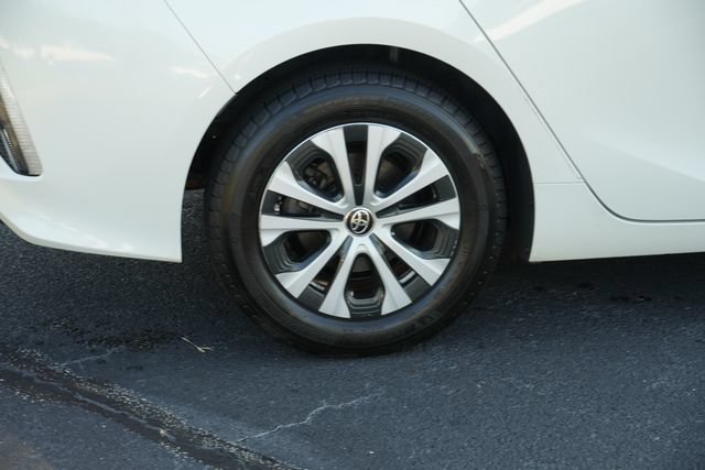 Used 2020 Toyota Prius Prime XLE FWD image 9