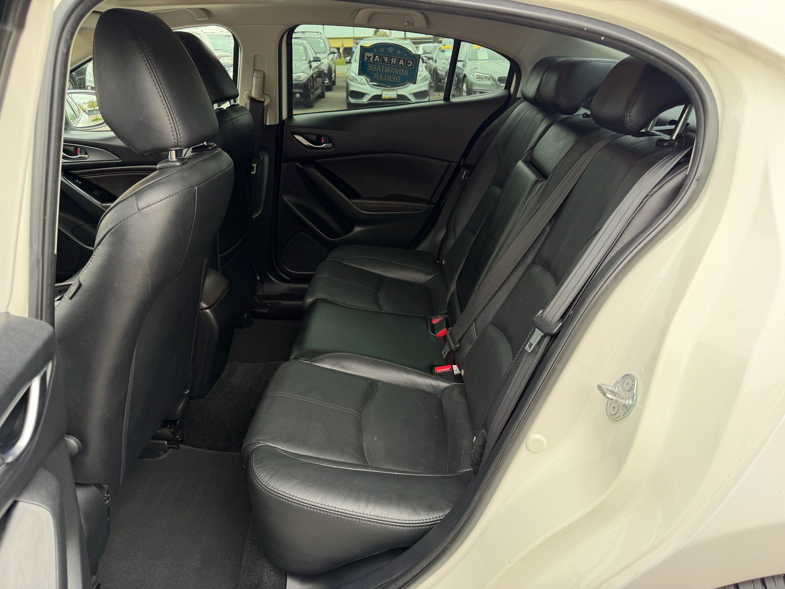 Used 2018 MAZDA MAZDA3 Grand Touring FWD image 10