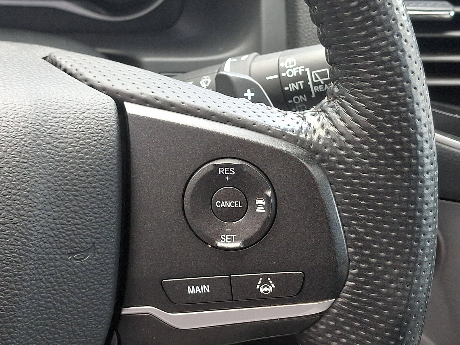Used 2023 Honda Passport EX-L image 23