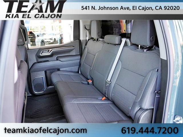 Used 2026 Chevrolet Silverado 1500 LT Trail Boss w/ LPO, Dark Essentials Package AWD/4WD image 17