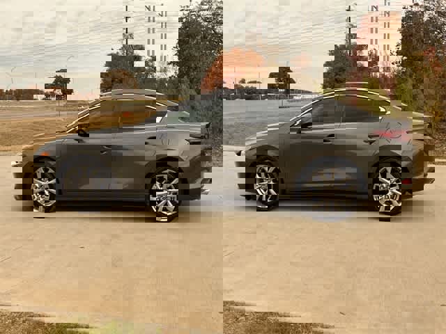 Used 2021 MAZDA MAZDA3 s image 4