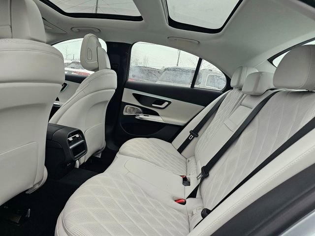New 2026 Mercedes-Benz E 350 4MATIC Sedan image 22