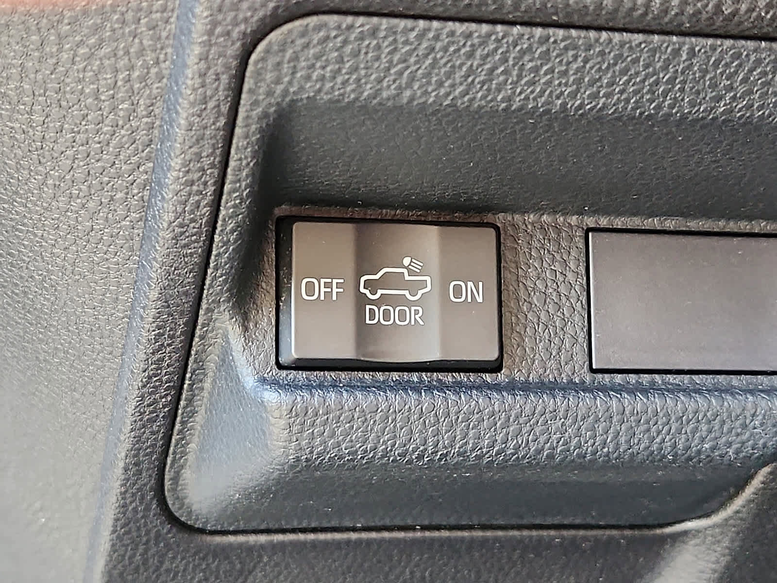 Used 2024 Toyota Tacoma TRD Off-Road image 27