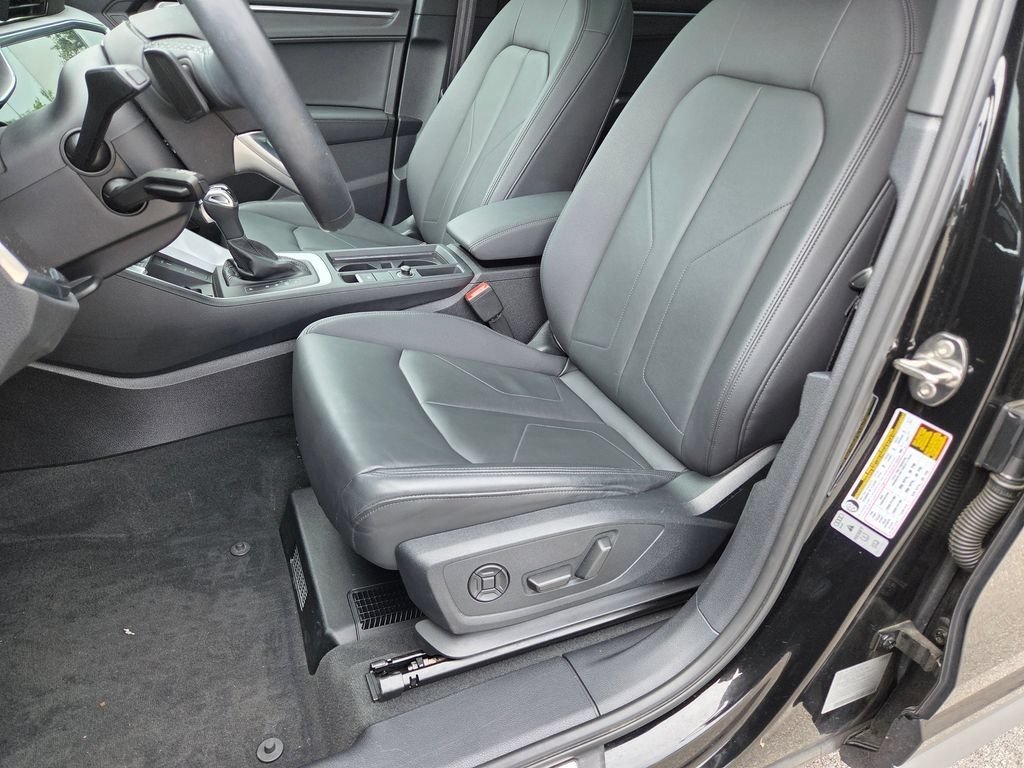 Used 2023 Audi Q3 2.0T Premium Plus AWD/4WD image 6