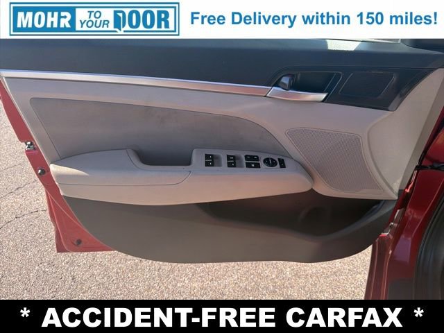 Used 2019 Hyundai Elantra SEL image 10