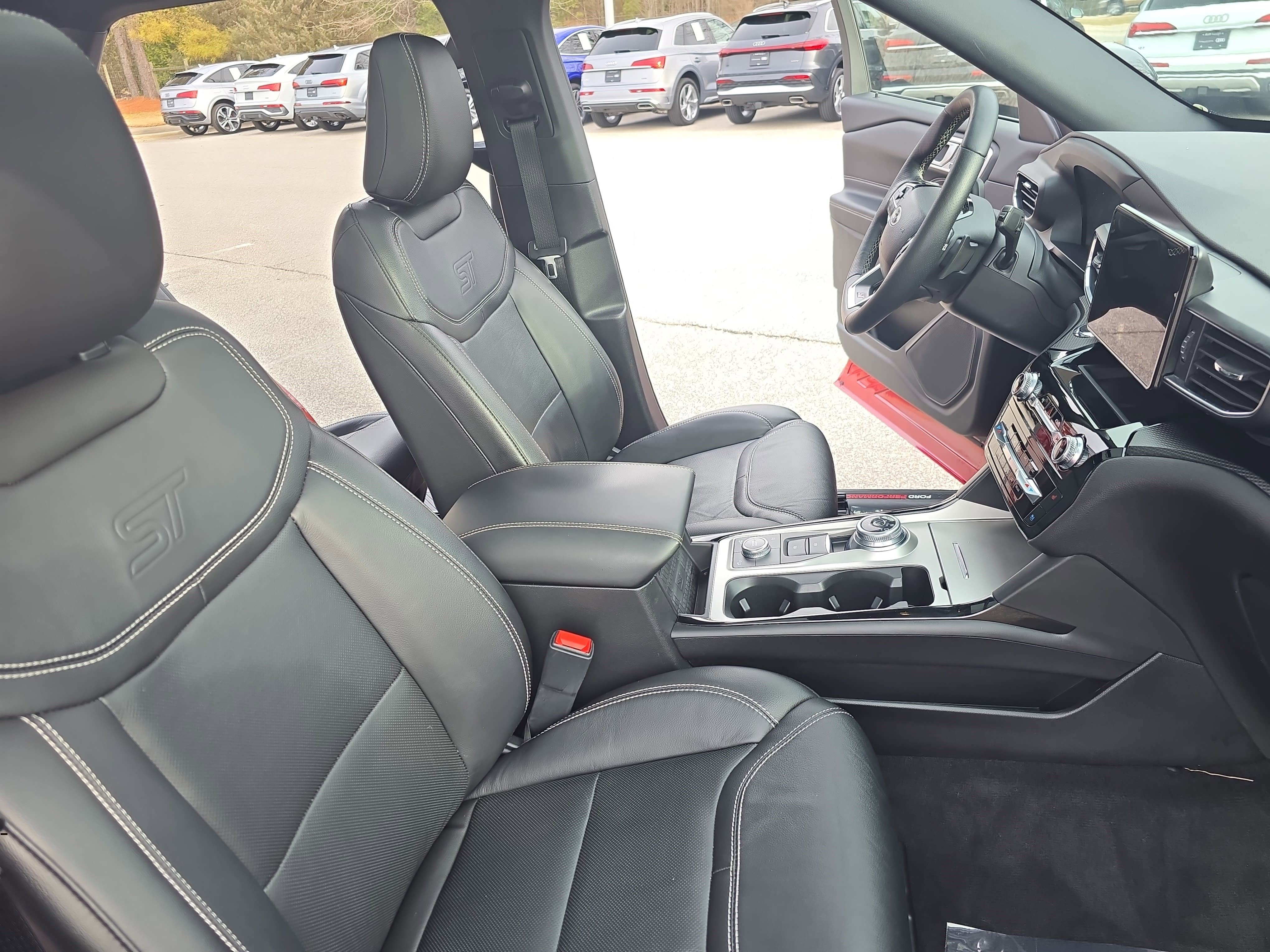 Used 2022 Ford Explorer ST w/ Equipment Group 401A image 10