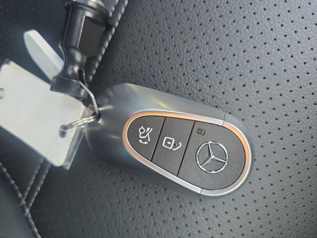 New 2026 Mercedes-Benz GLC 300 4MATIC image 29