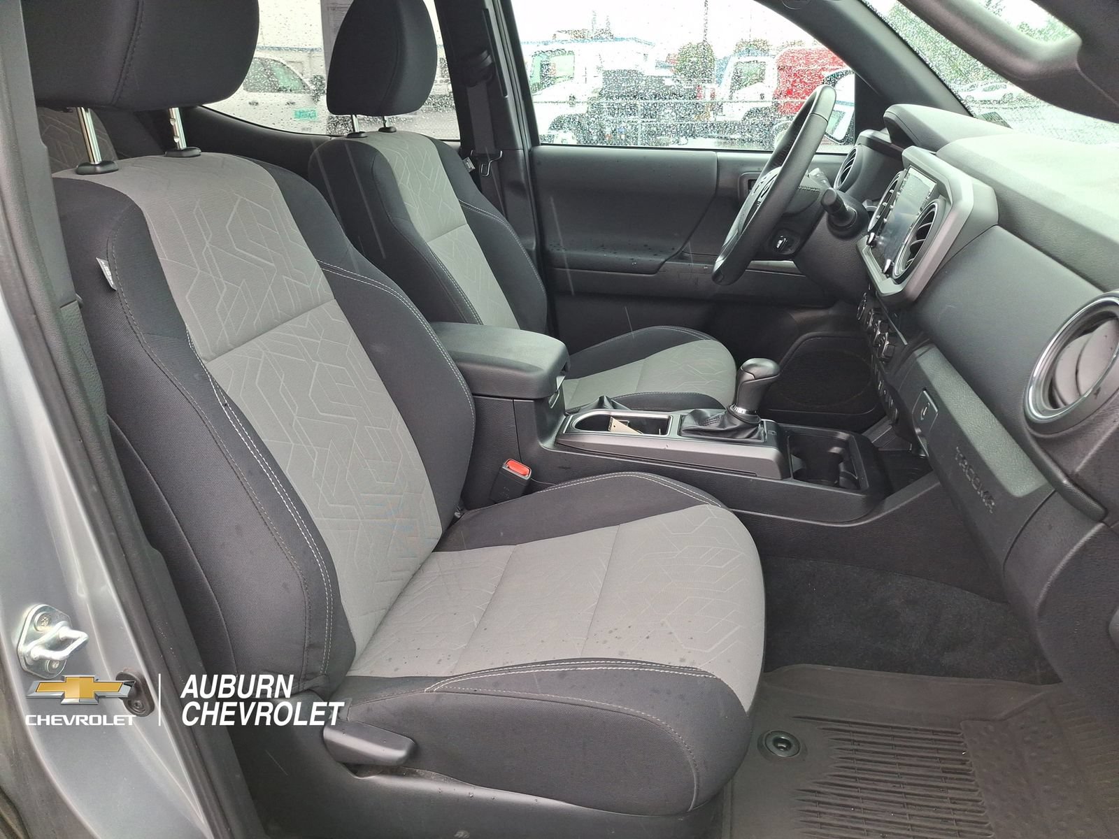 Used 2023 Toyota Tacoma TRD Off-Road w/ Technology Package AWD/4WD image 23