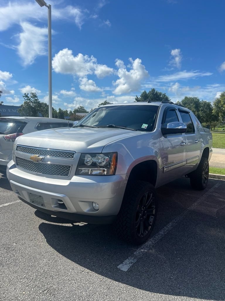 Used 2013 Chevrolet Avalanche LT w/ All-Star Edition