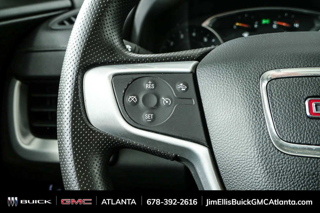 Used 2024 GMC Terrain SLE w/ Driver Convenience Package FWD image 10