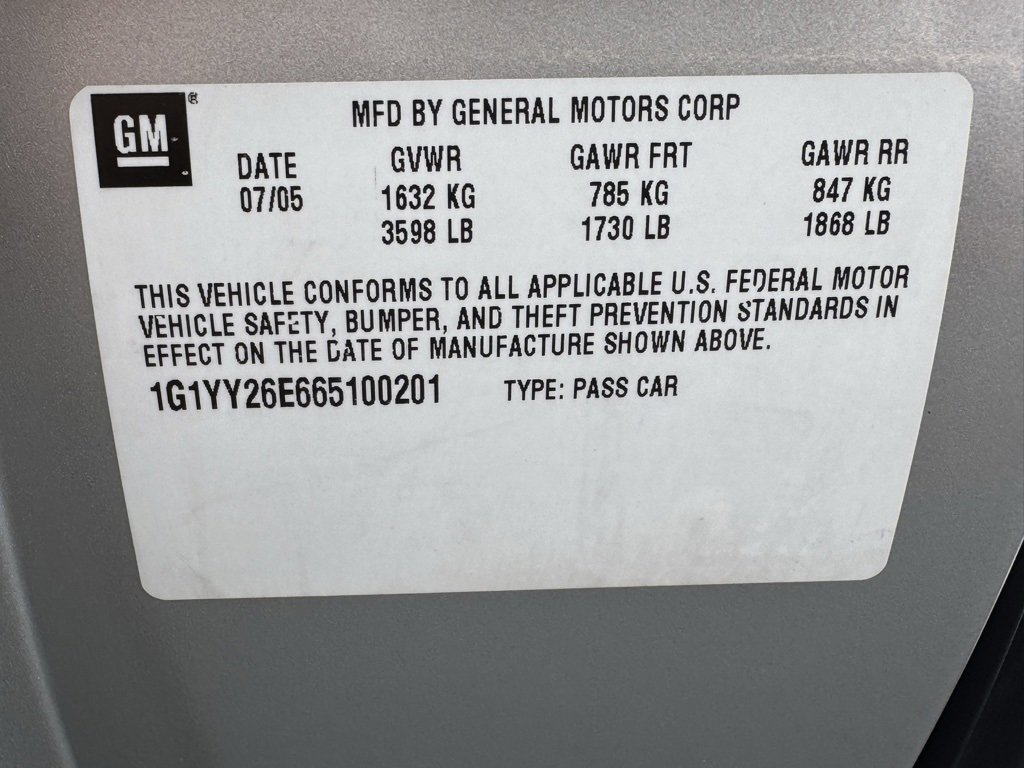 Used 2006 Chevrolet Corvette Z06 w/ Preferred Equipment Group image 36