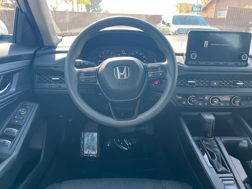 Certified 2023 Honda Accord EX image 25