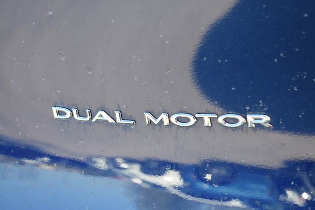 Used 2025 Tesla Model Y Long Range AWD/4WD image 12