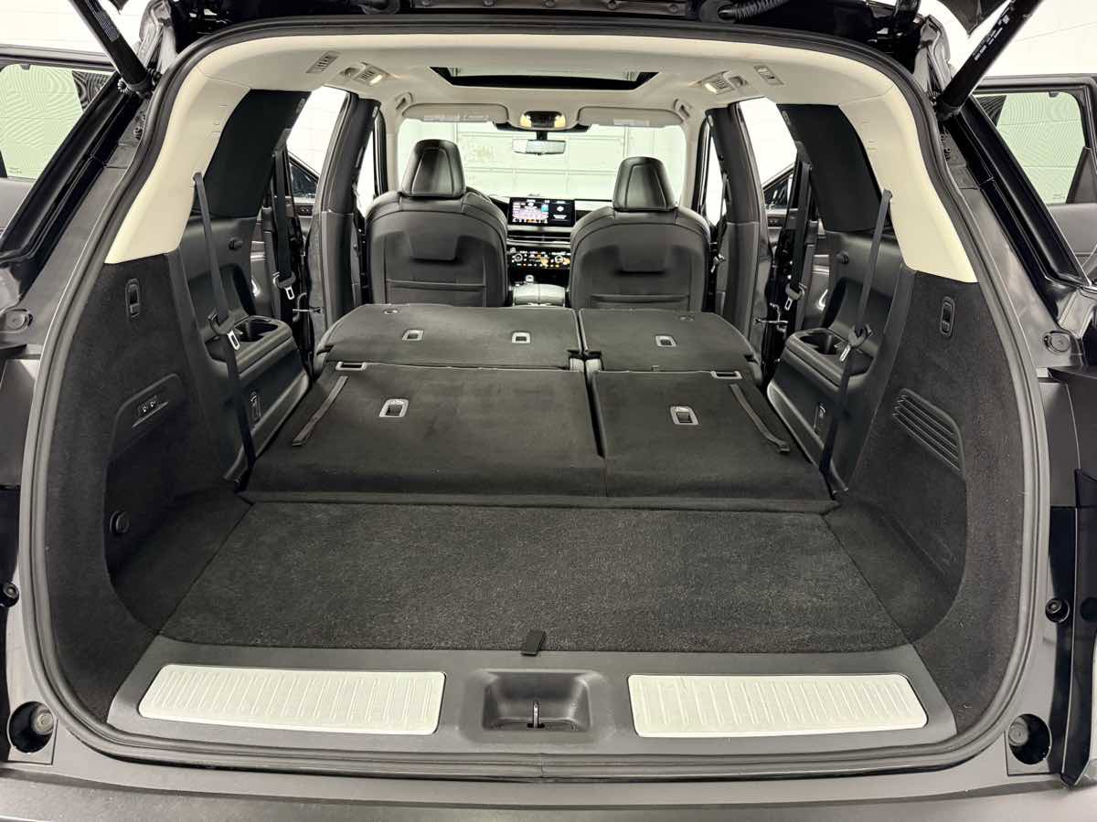 Used 2022 INFINITI QX60 Sensory image 38