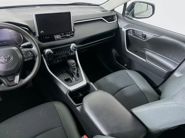 Used 2023 Toyota RAV4 LE image 27