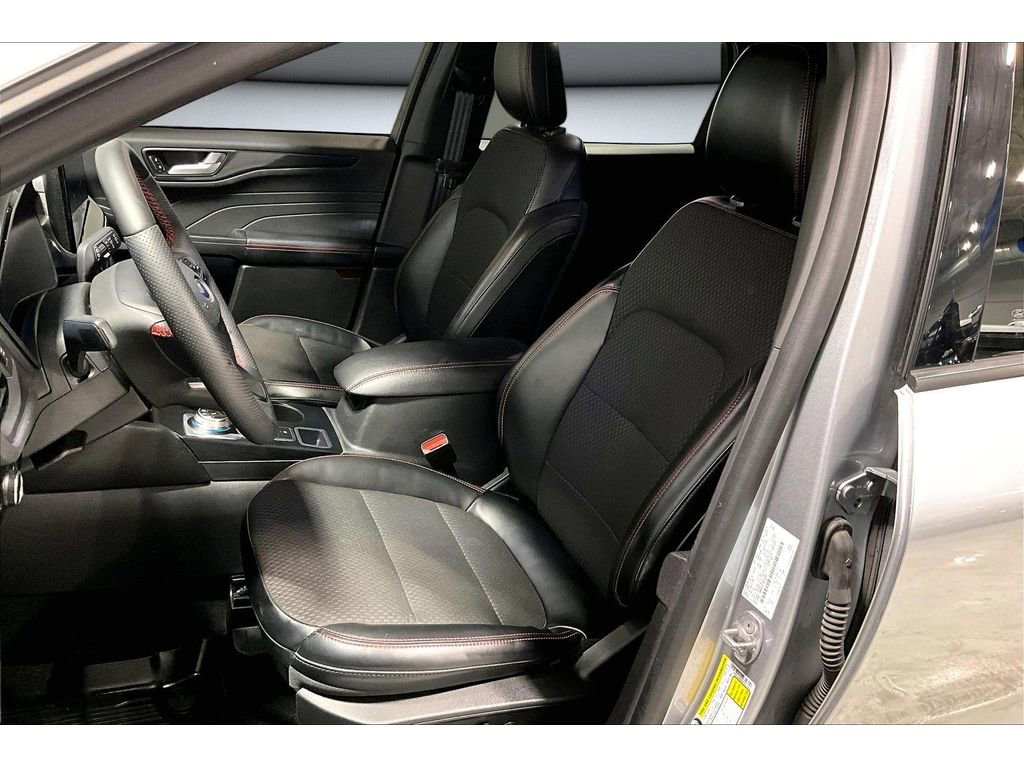 Used 2023 Ford Escape ST-Line w/ Tech Pack #1 image 26