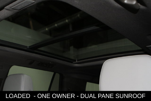 Used 2025 Chevrolet Tahoe Z71 w/ Comfort Package AWD/4WD image 22