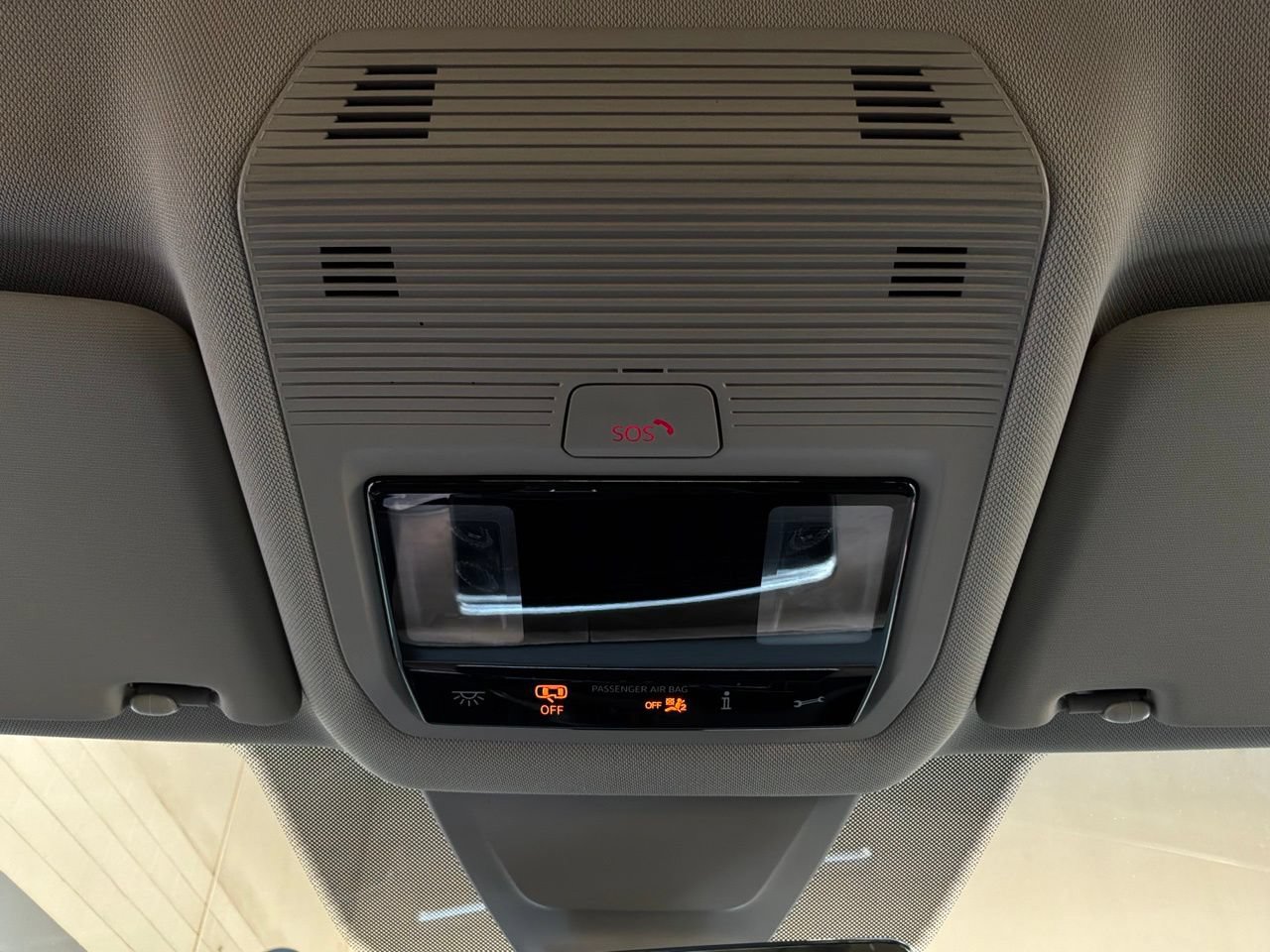 Used 2026 Volkswagen Atlas SE FWD image 19