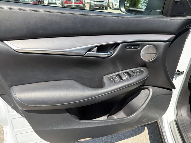 Used 2023 INFINITI QX50 Luxe FWD image 17