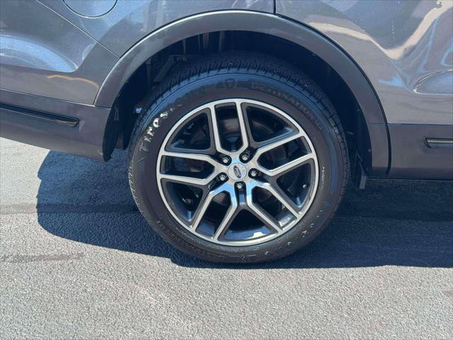 Used 2019 Ford Explorer Sport w/ Equipment Group 401A AWD/4WD image 10