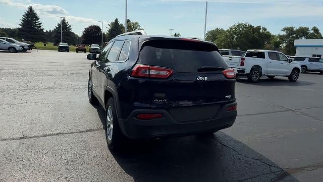 Used 2016 Jeep Cherokee Latitude AWD/4WD image 7