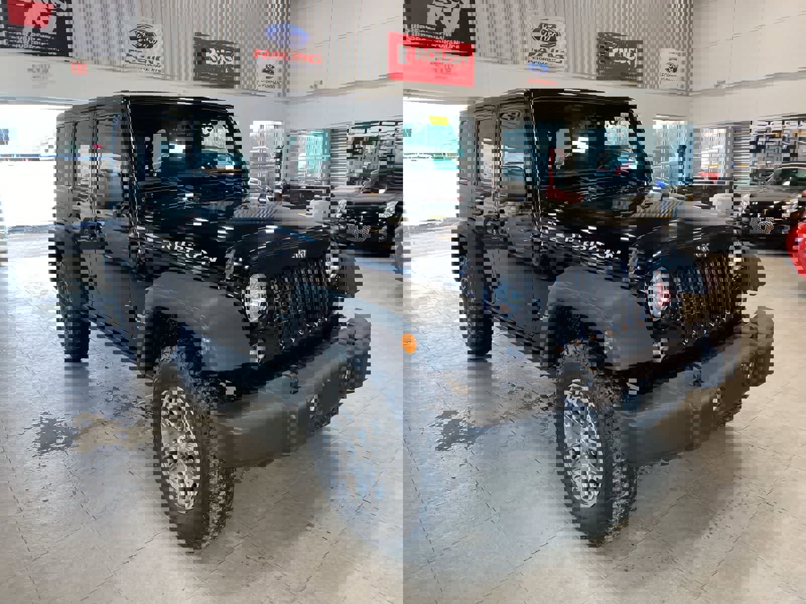 Used 2016 Jeep Wrangler Unlimited Rubicon w/ Dual Top Group image 7