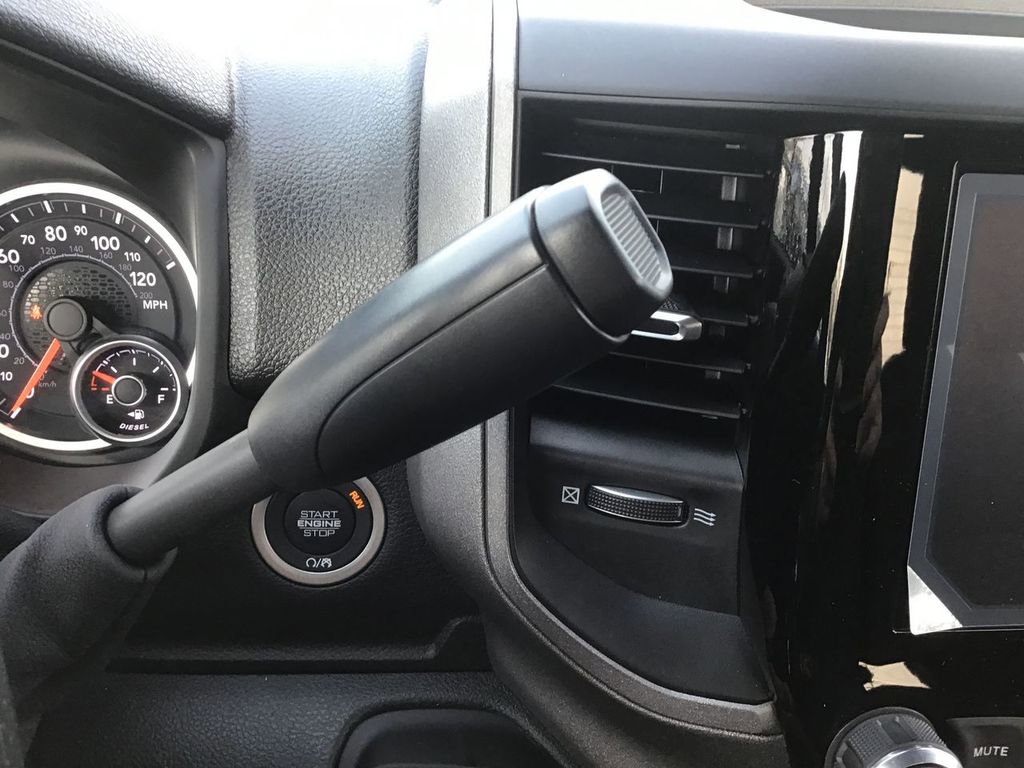 New 2026 RAM 3500 Tradesman image 15