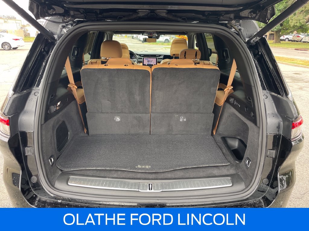 Used 2022 Jeep Grand Cherokee L Summit AWD/4WD image 30