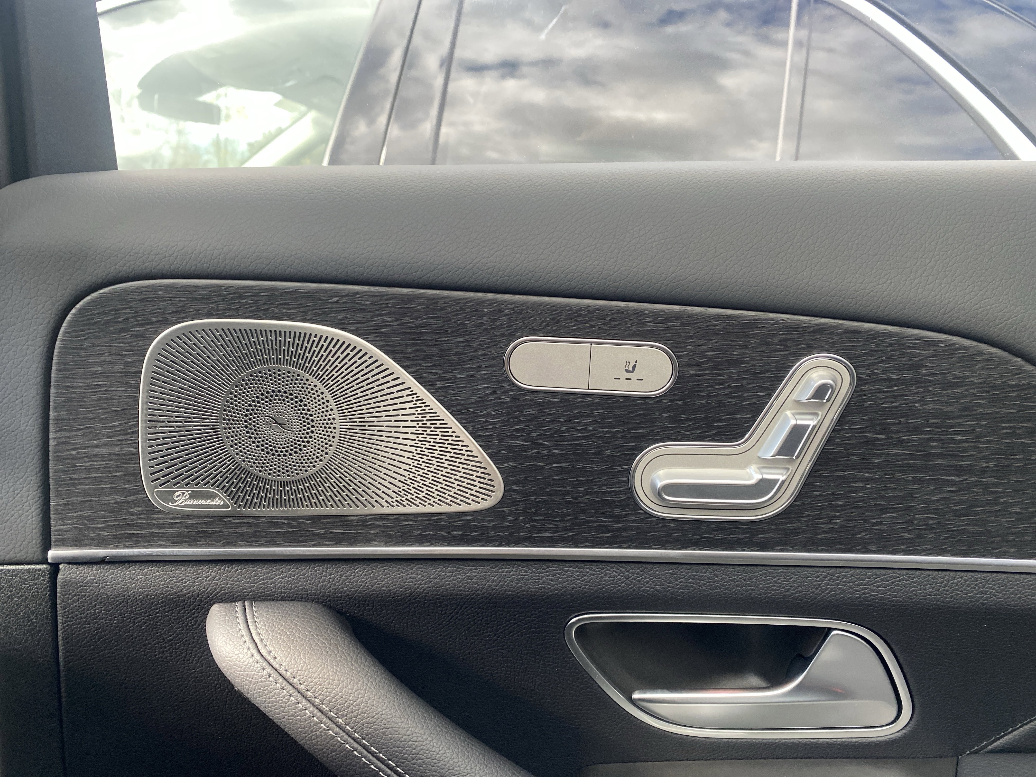New 2026 Mercedes-Benz GLS 450 4MATIC image 30