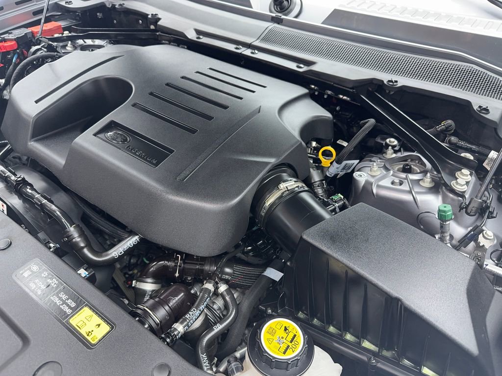 Used 2023 Land Rover Defender 110 SE image 58