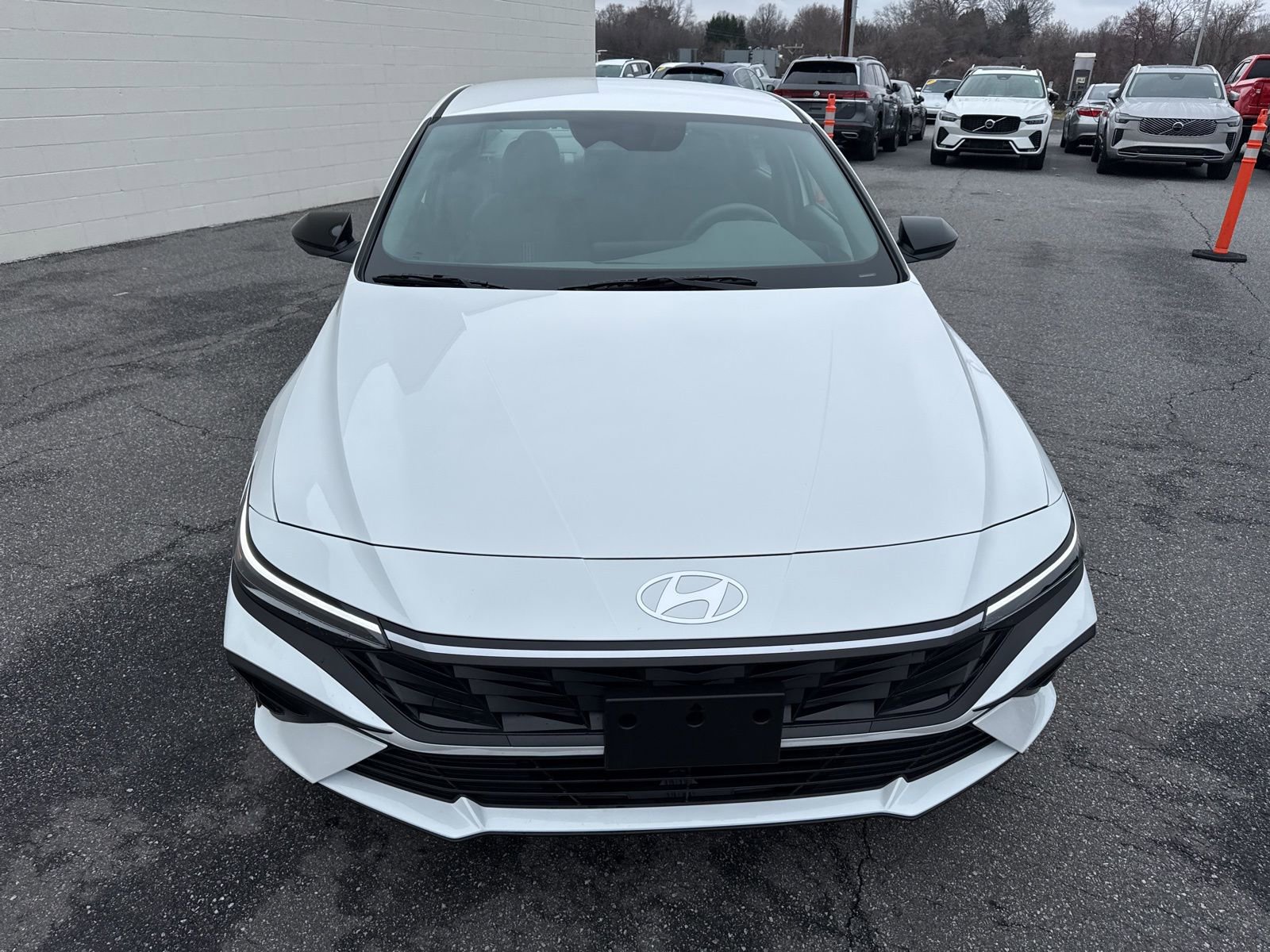 Certified 2025 Hyundai Elantra Sport image 2