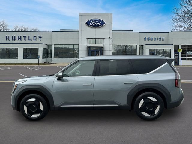 Used 2024 Kia EV9 Wind AWD/4WD image 7