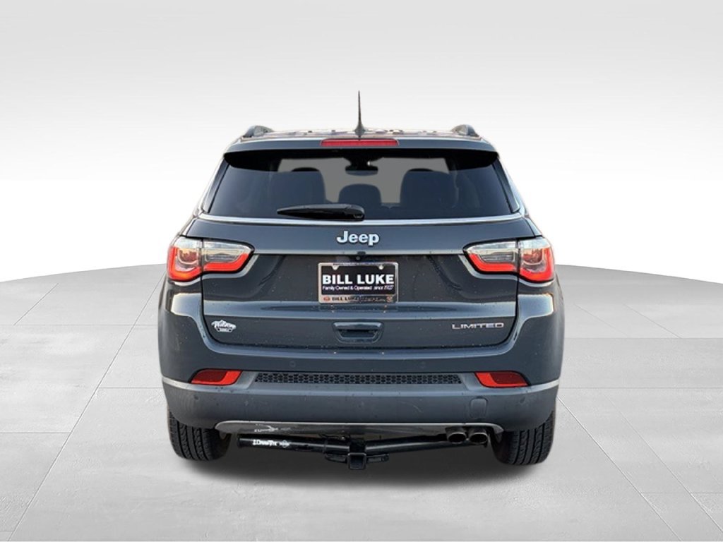 Used 2018 Jeep Compass Limited w/ Navigation Group FWD image 8
