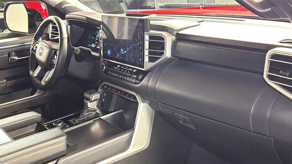 Used 2025 Toyota Sequoia Platinum image 10