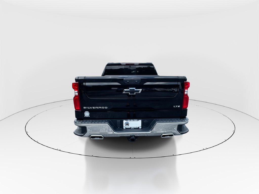 Used 2025 Chevrolet Silverado 1500 LTZ AWD/4WD image 7