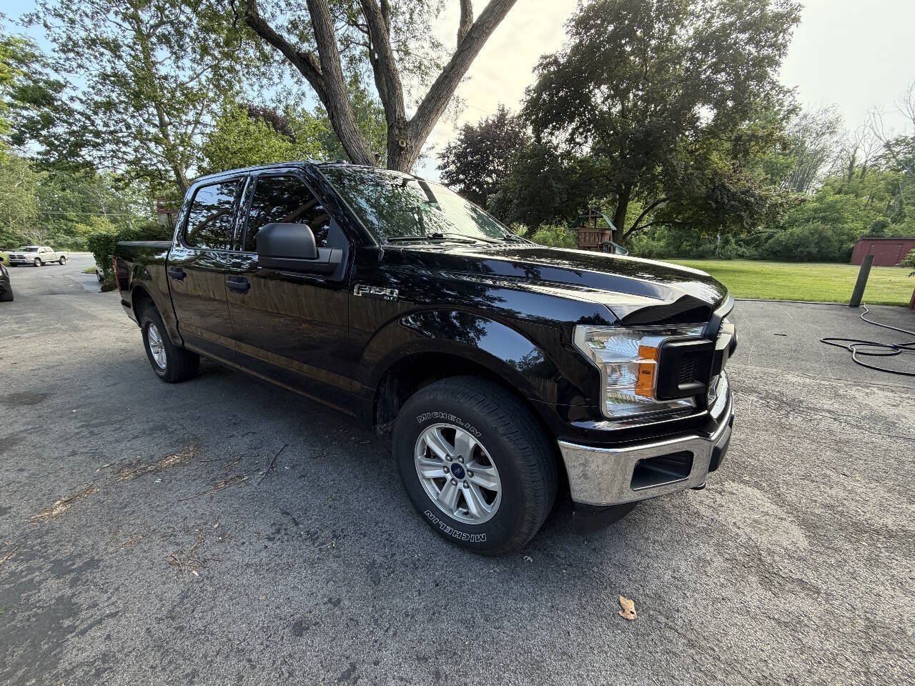 Used 2018 Ford F150 XLT AWD/4WD image 2